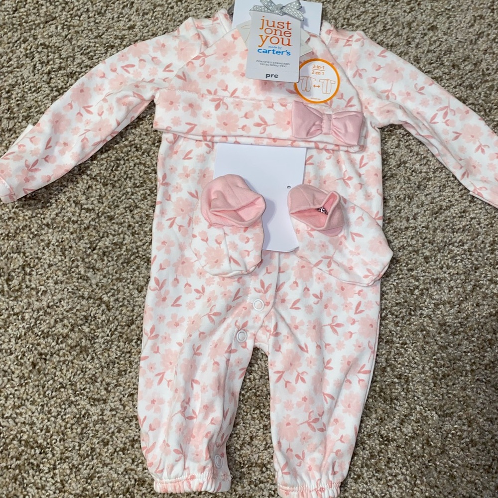 NEW WITH TAGS Carter’s preemie baby girl outfit
